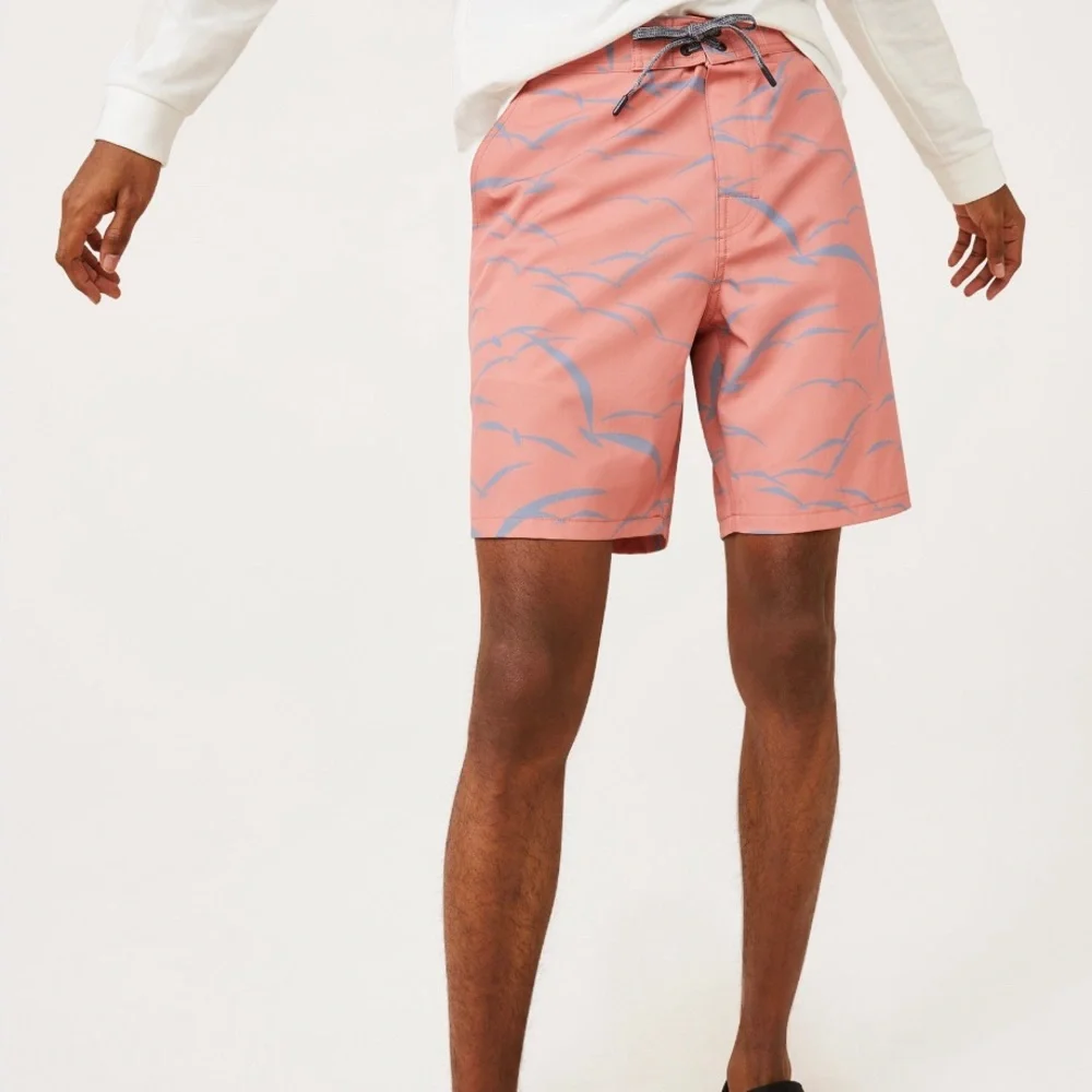 NWT Board shorts 32